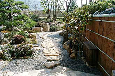 和風のアプローチ