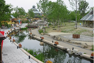 高速道路パーキングエリアにあるオアシスパーク