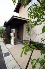 邸宅分譲 茜部菱野