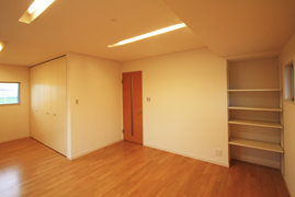 邸宅分譲 茜部菱野