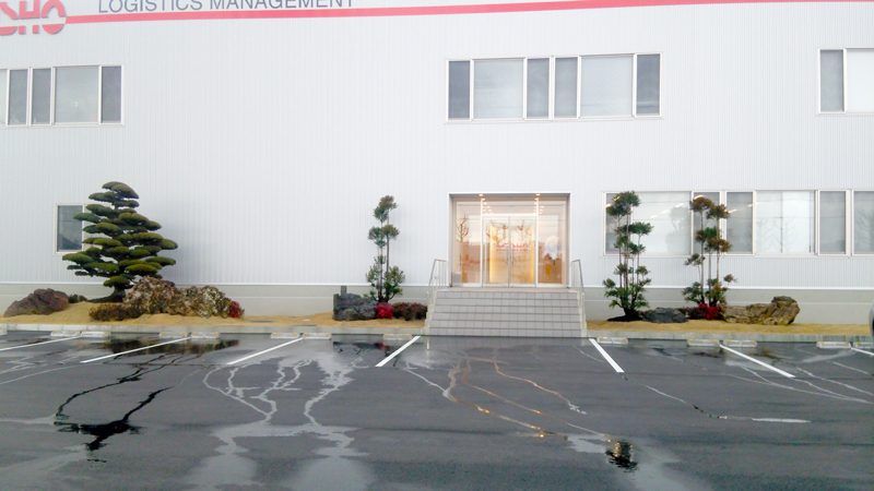 運輸会社様の交通安全祈願の御社と庭園工事