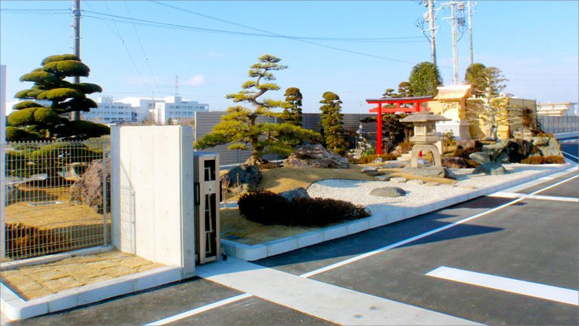 運輸会社様の交通安全祈願の御社と庭園工事の画像