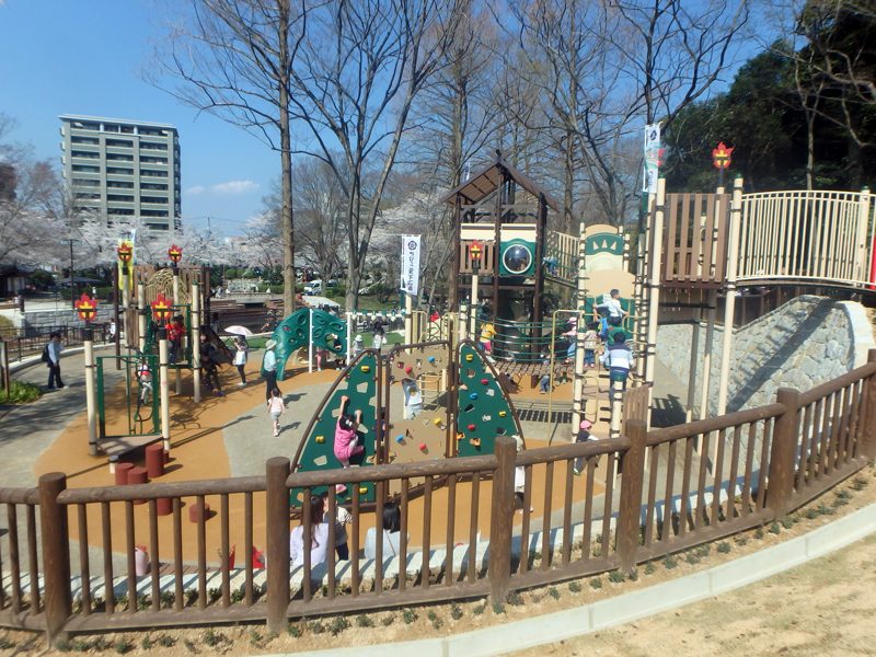 岐阜公園に楽しい遊具広場が完成しましたの画像