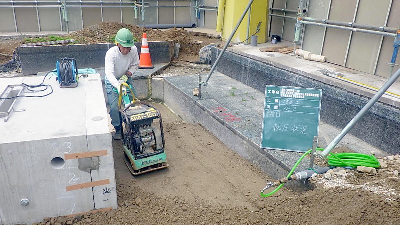 オアシスパーク世界淡水魚園 水景設備工事