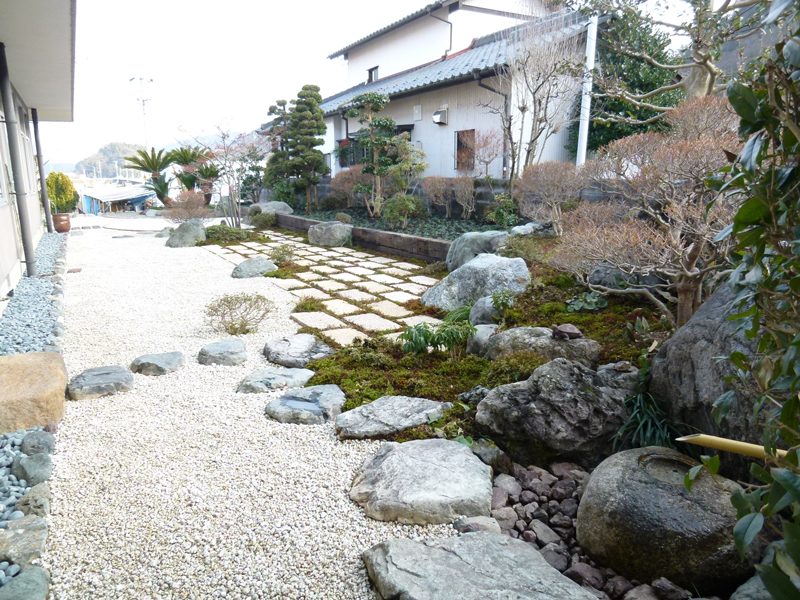 岐阜市内 W様のお庭を「リガーデン」