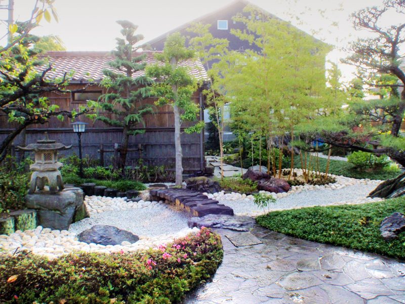 北区 T様邸 庭園植栽工事の画像