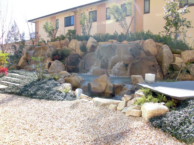 ホテルのような住宅型有料老人ホーム