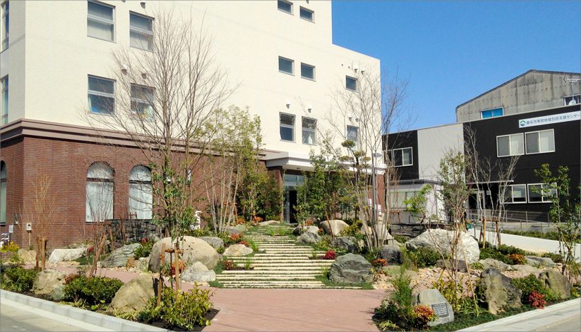 地域に開放された緑豊かな病院