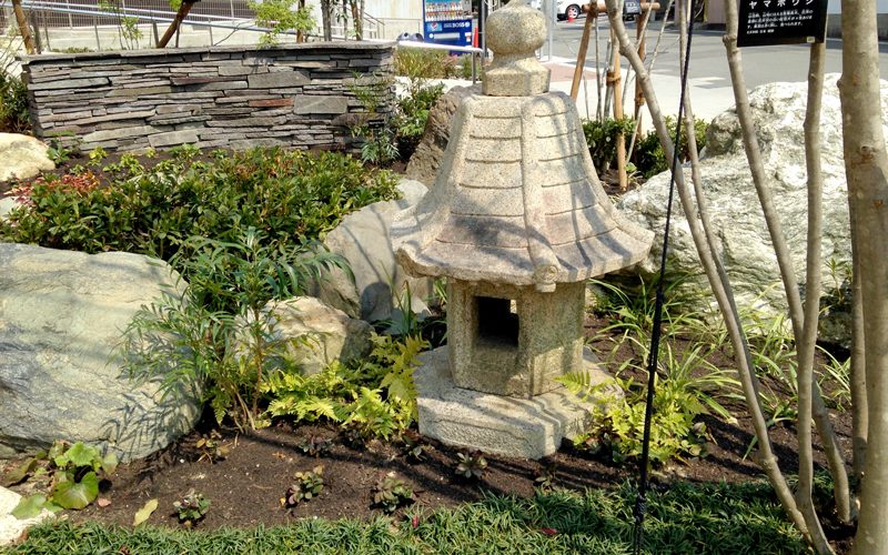 地域に開放された緑豊かな病院
