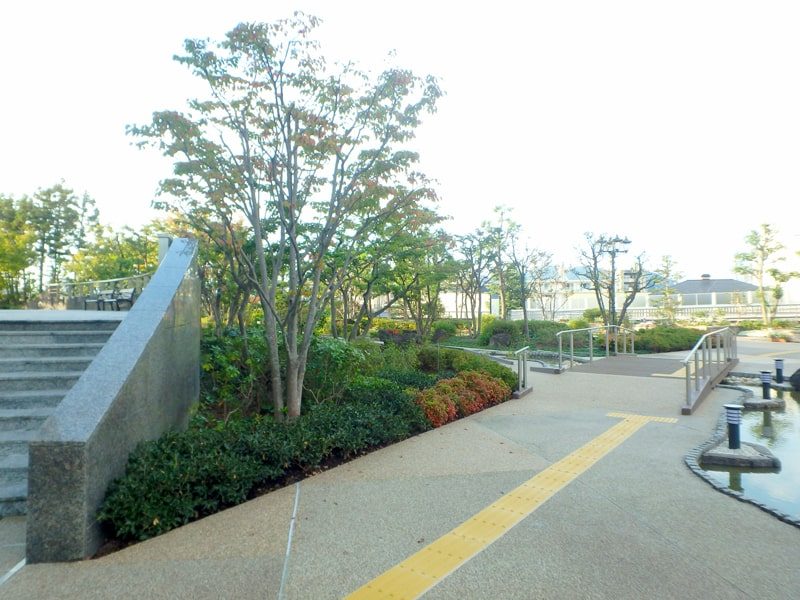清流デッキ開通式 29年度庭園等植栽工事の画像