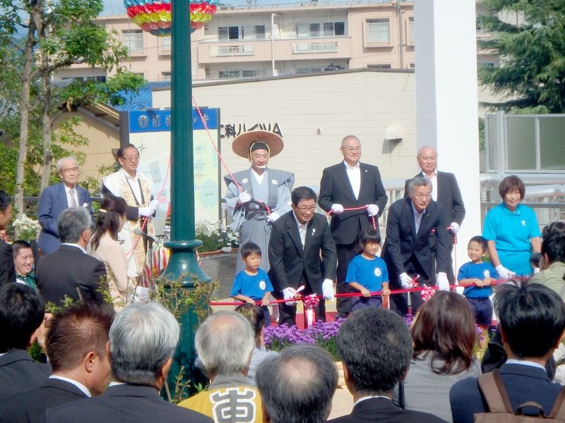 清流デッキ開通式 29年度庭園等植栽工事