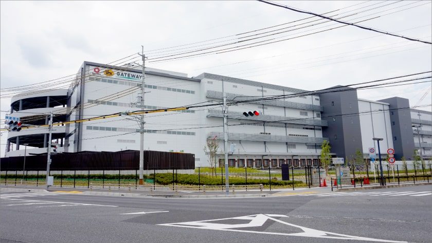 関西最大規模ゲートウェイターミナル植栽工事