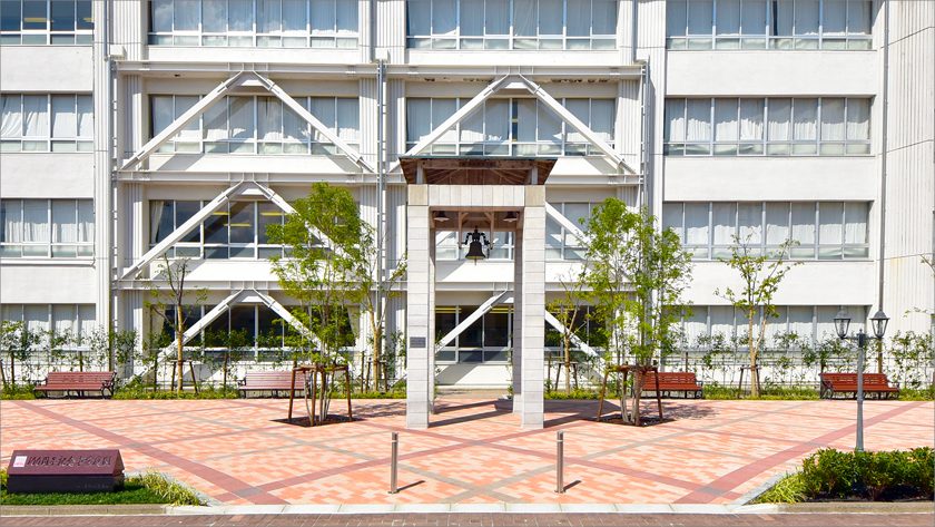 済美高等学校100周年記念事業庭園植栽工事の画像