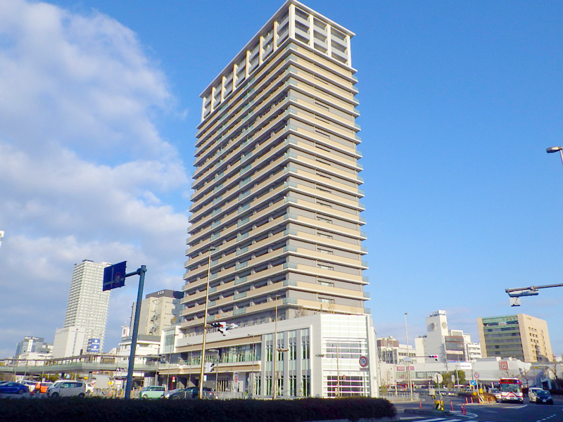 JR岐阜駅東複合施設の屋上緑化と外構植栽工事の画像